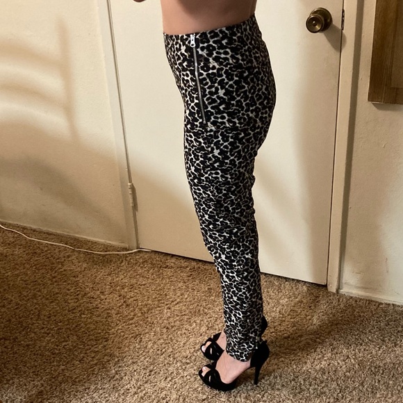 Dynamite casual pants 👖 - Picture 2 of 10